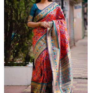 Soft Silk Saree With Zari Woven Design