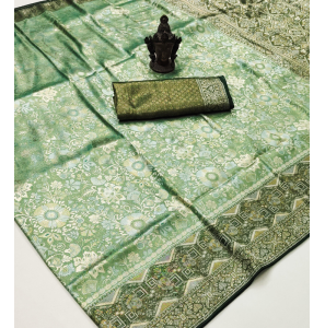Soft Kanjivaram Silk Saree With Rich Pallu 