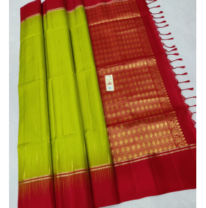 Pure Handloom Soft Silk Sarees With Blouse