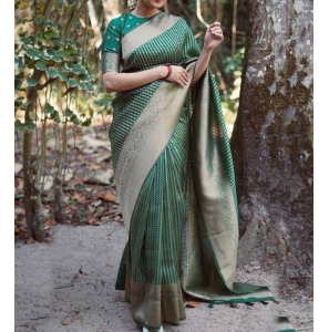 Soft Litchi Silk Saree With Blouse