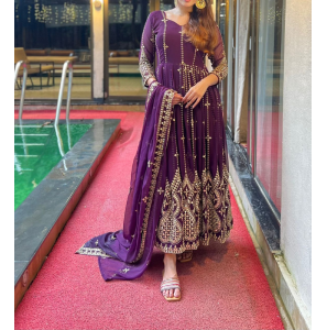 New Designer Anarkali Suit In New Fancy Style New Designer Anarkali Suit In New Fancy Style