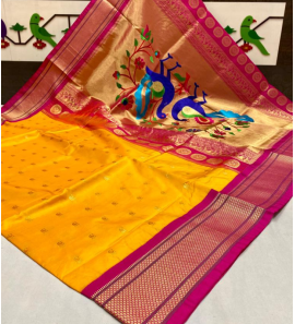 Elegant Pallu Golden Paithani Sarees With Blouse